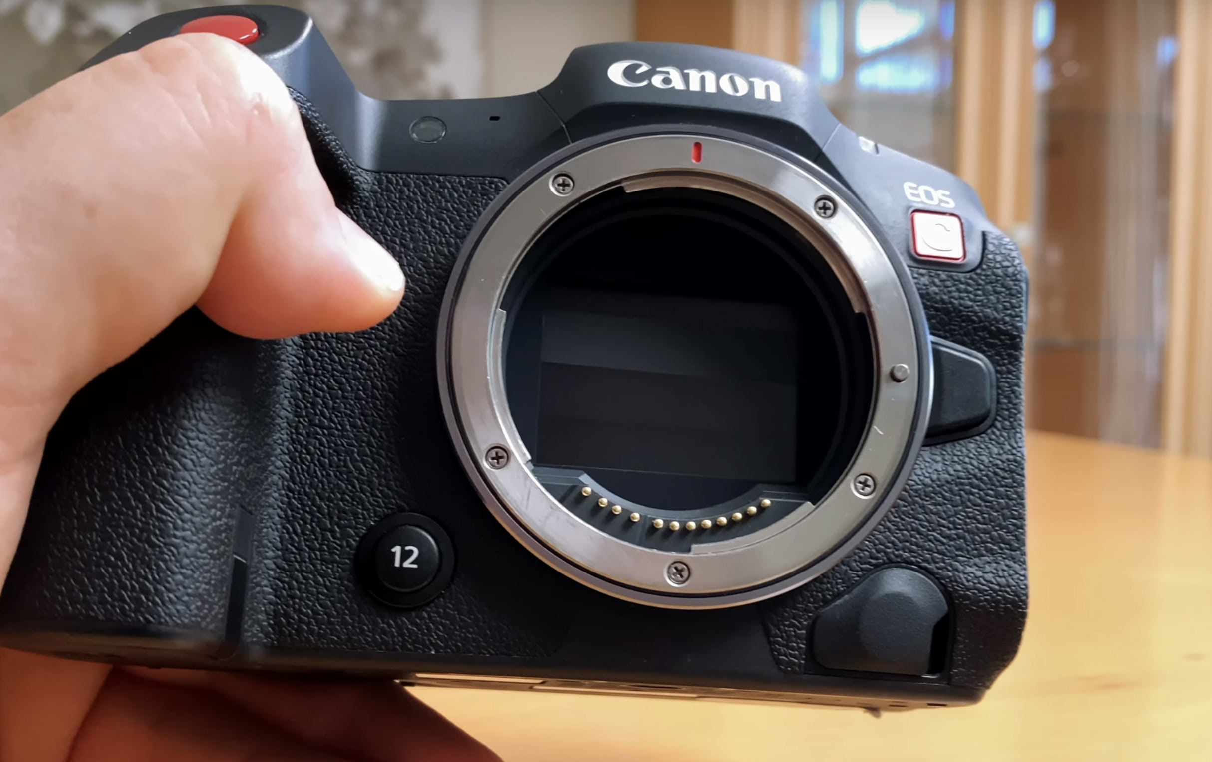 Глобальное сравнение Canon R5C и Canon C70!